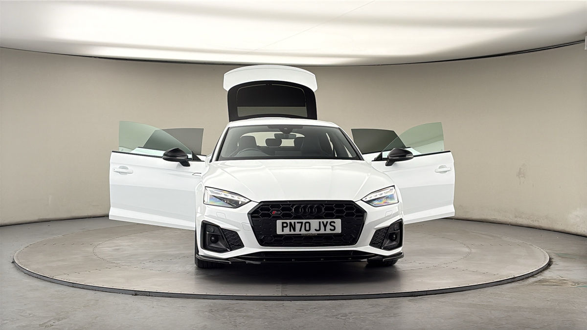 More views of Audi S5