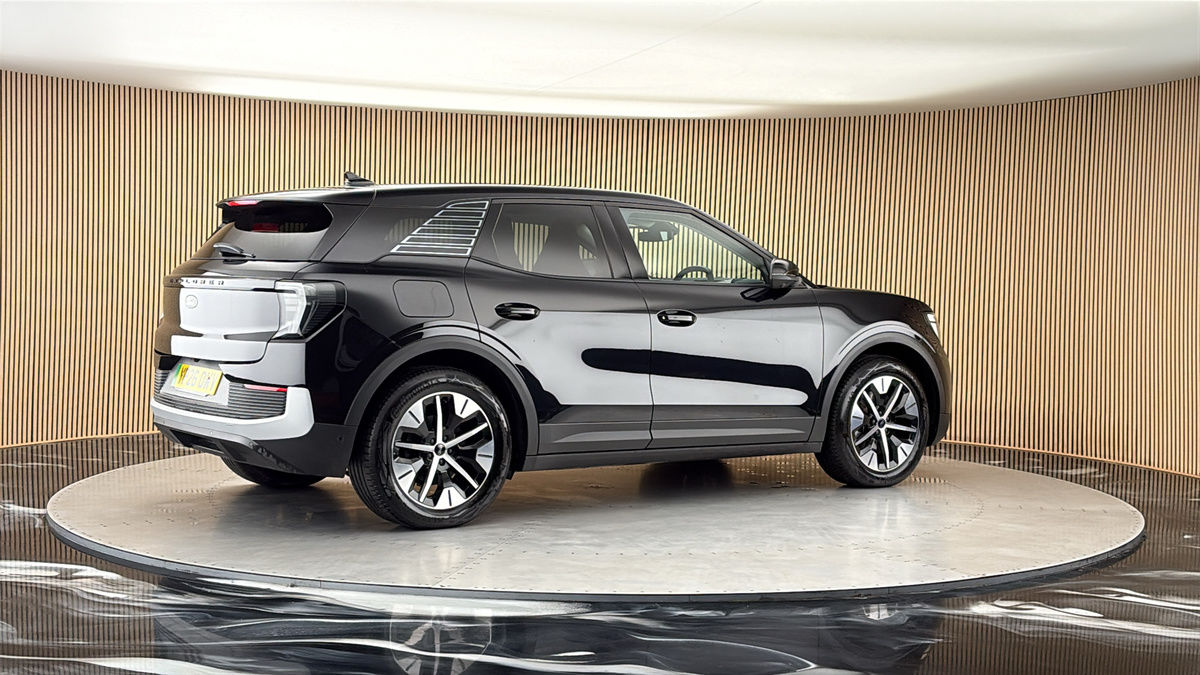 More views of Ford Explorer