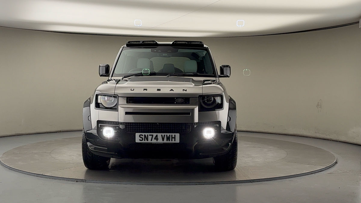 Land Rover Defender 110 Urban Image 3