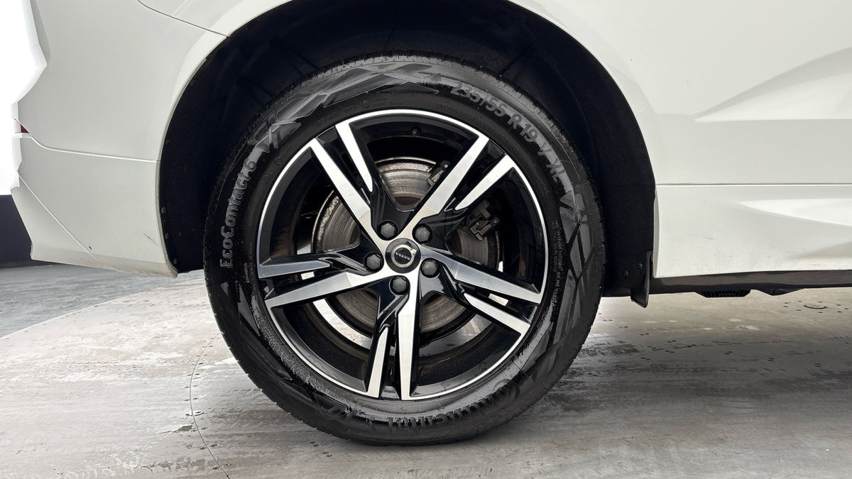 Volvo XC60 Image 10