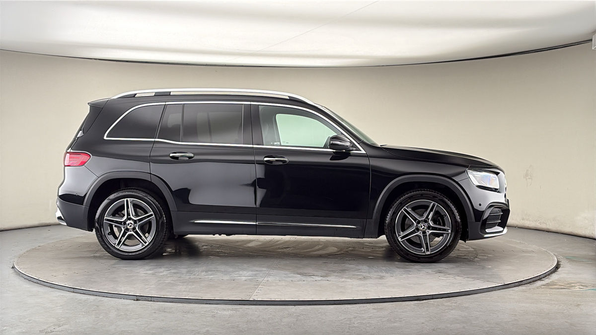 More views of Mercedes-Benz GLB