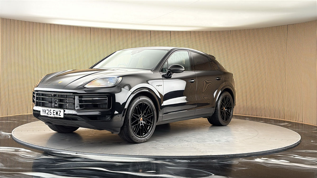 More views of Porsche Cayenne