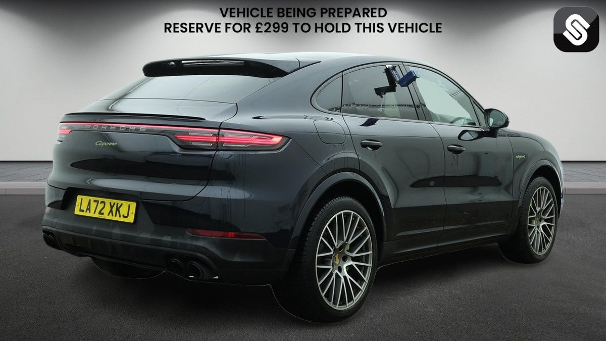 Porsche Cayenne Image 4