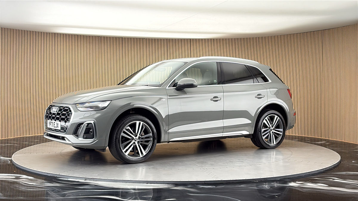 More views of Audi Q5