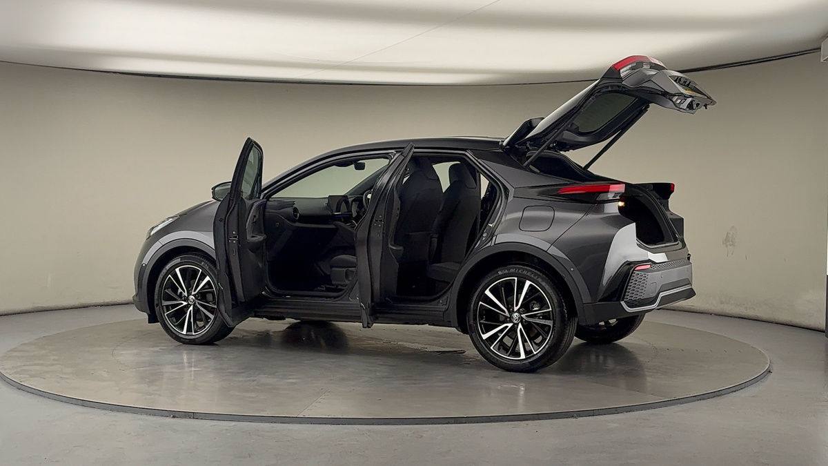 More views of Toyota C-HR