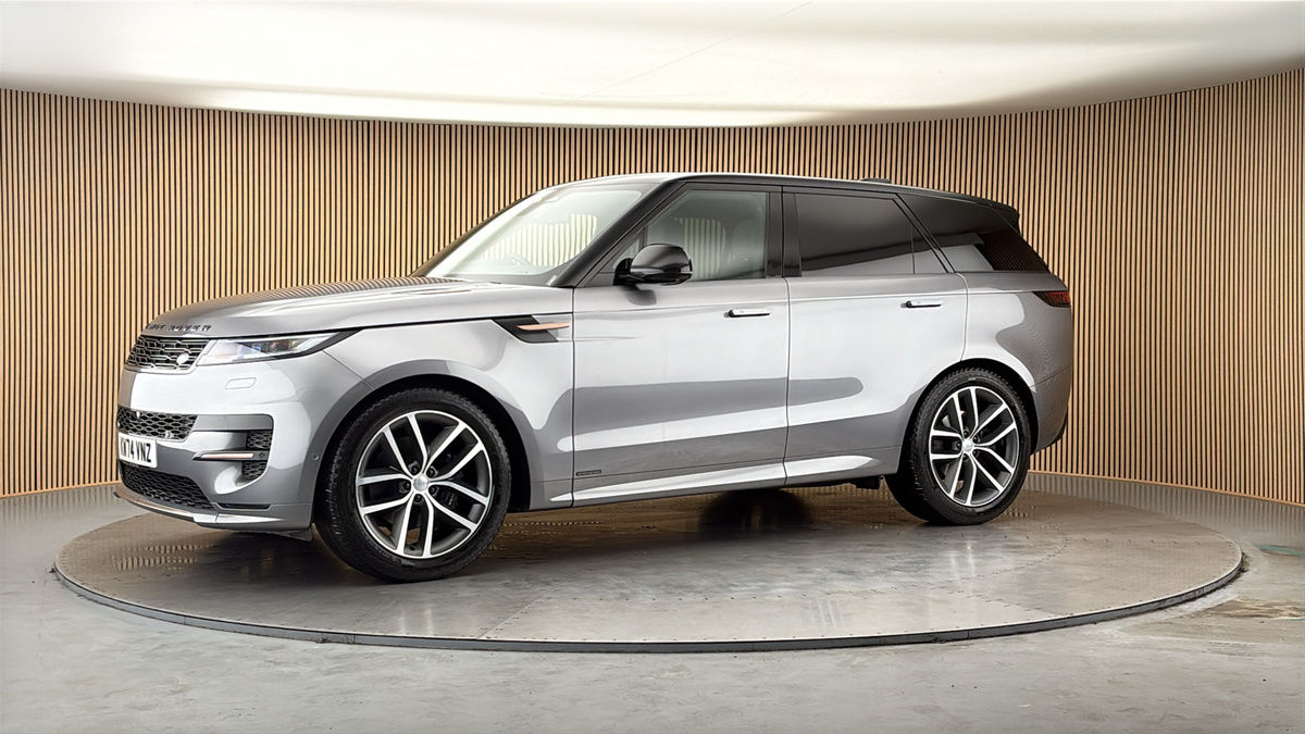 More views of Land Rover Range Rover Sport