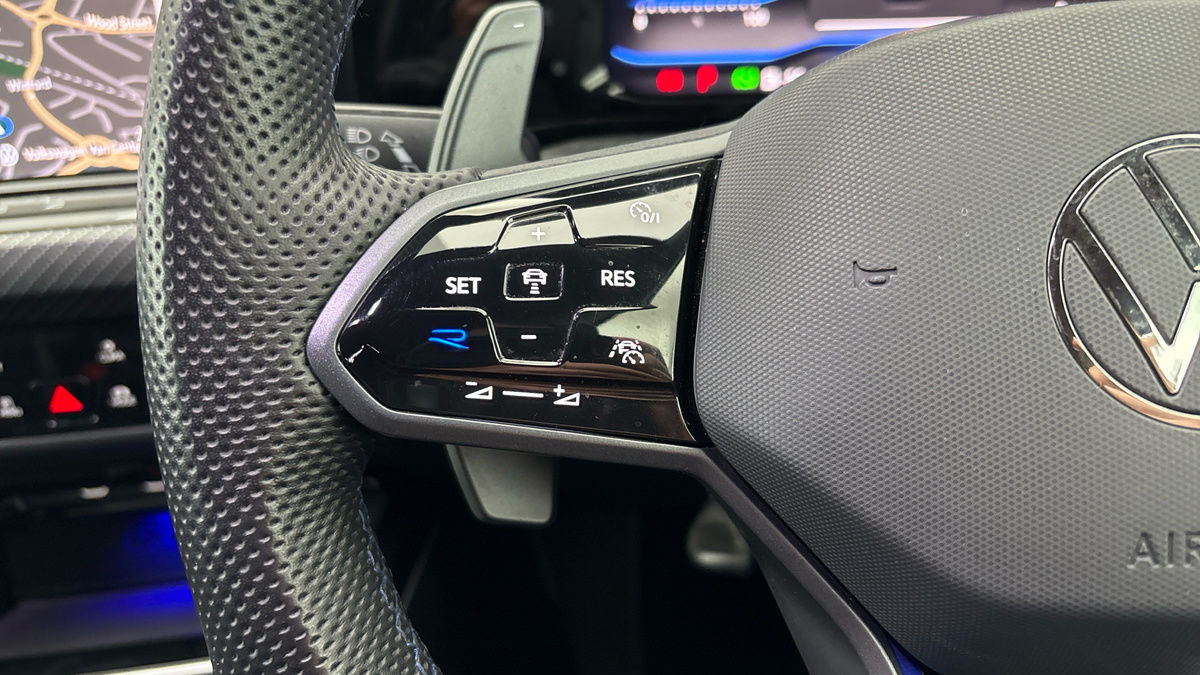 Volkswagen Golf Image 13