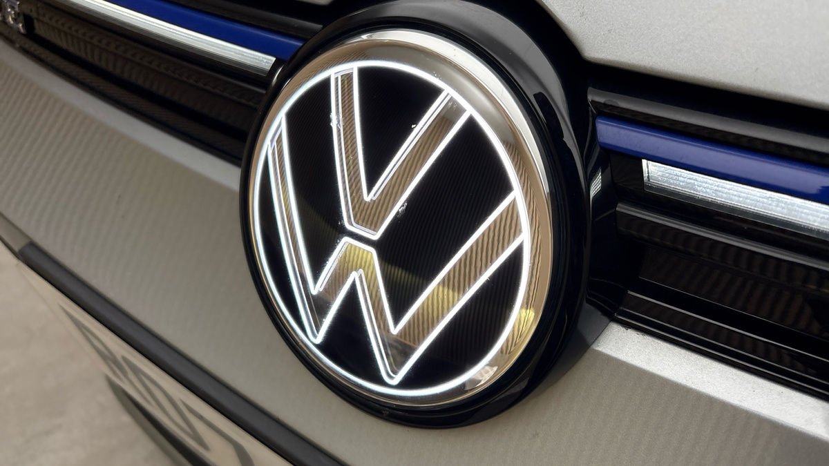 Volkswagen Golf Image 24