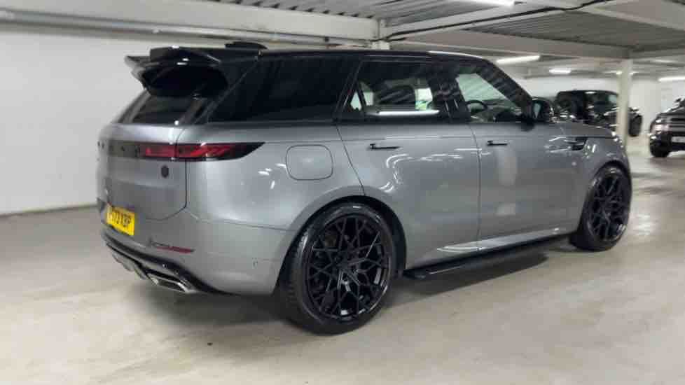 More views of Land Rover Range Rover Sport