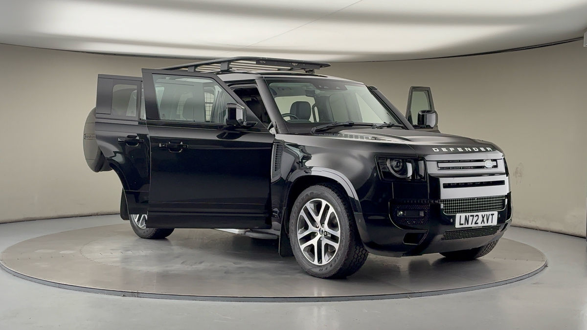 More views of Land Rover Defender 110