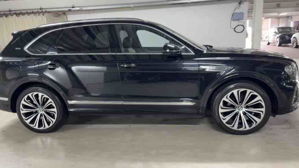 More views of Bentley Bentayga