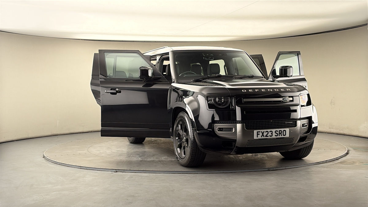 More views of Land Rover Defender 130