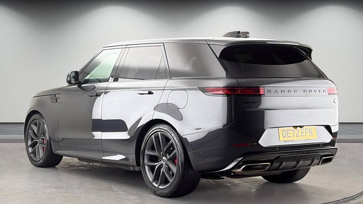 Land Rover Range Rover Sport Image 2