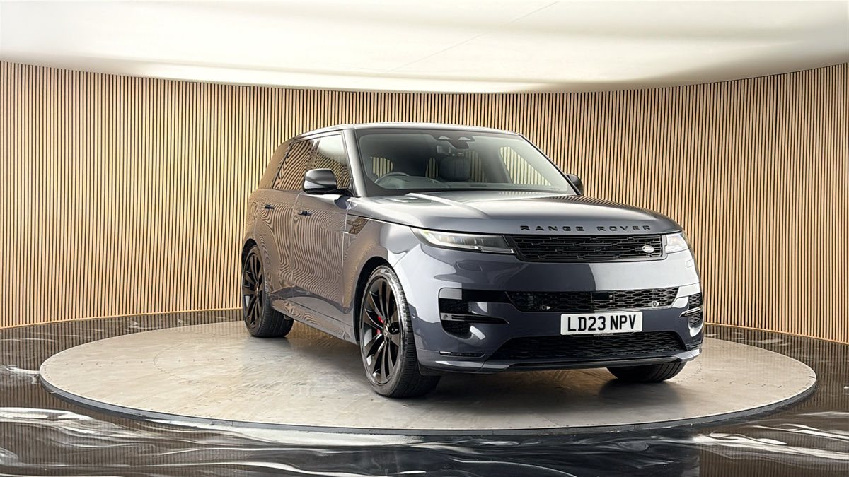 More views of Land Rover Range Rover Sport