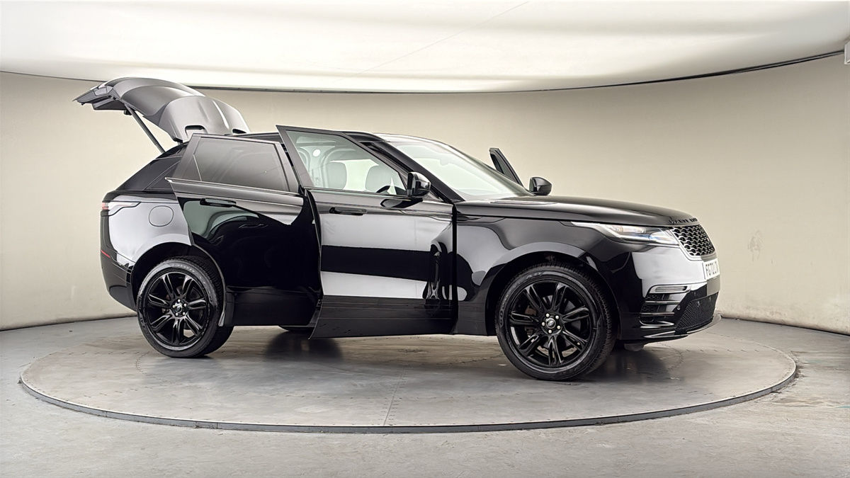 More views of Land Rover Range Rover Velar