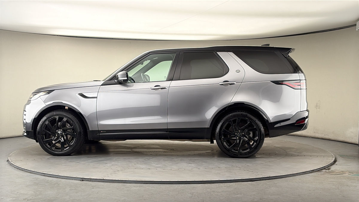 More views of Land Rover Discovery