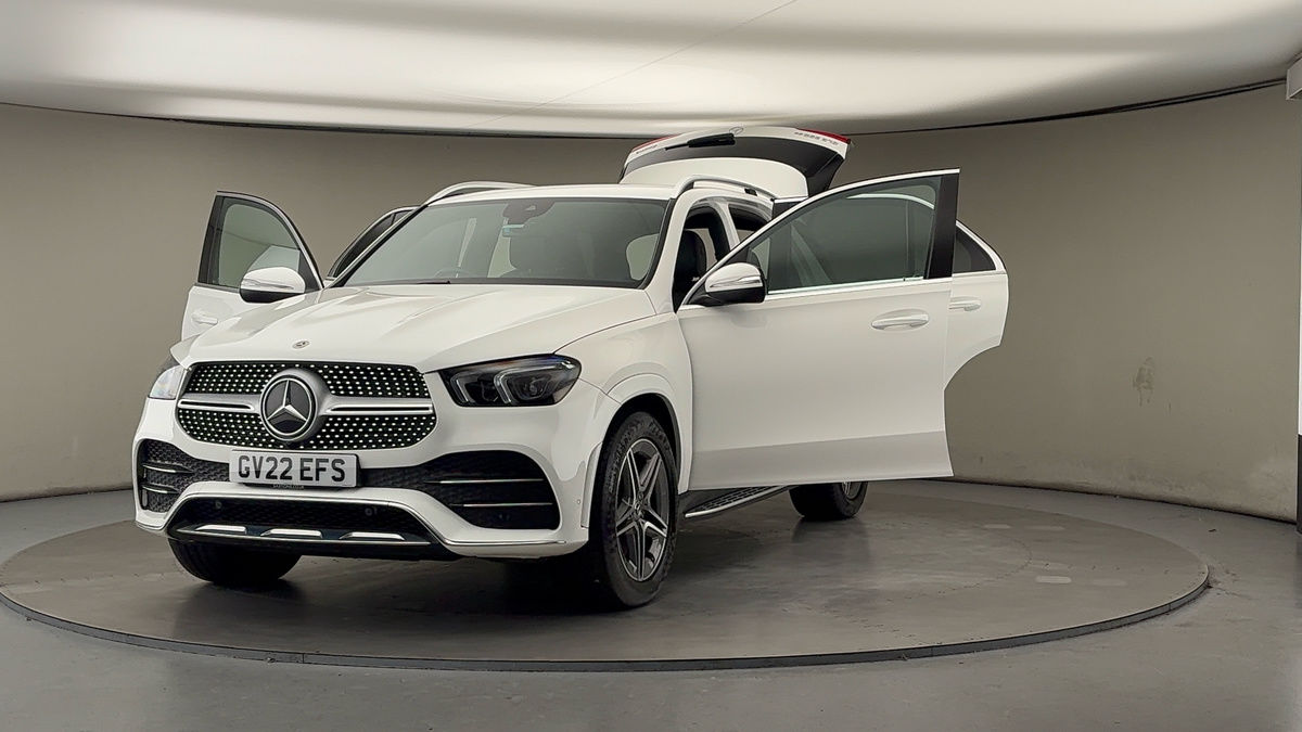 More views of Mercedes-Benz GLE