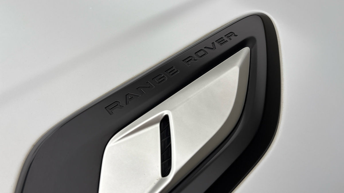 Land Rover Range Rover Sport Image 26