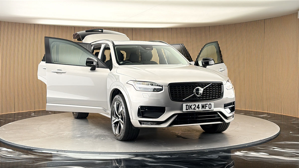 More views of Volvo XC90