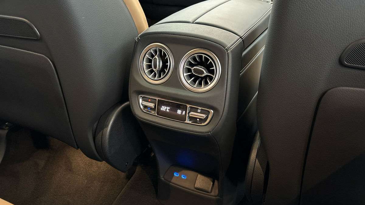 Mercedes-Benz G Class Image 29