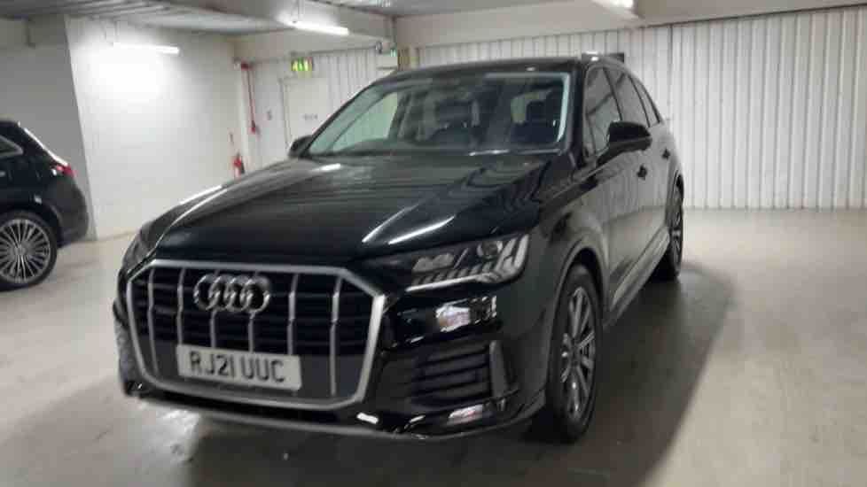More views of Audi Q7