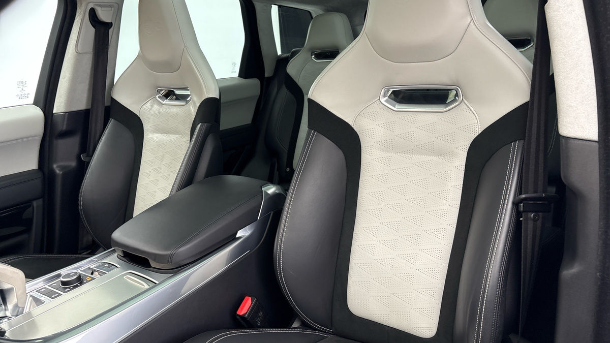 Land Rover Range Rover Sport Image 7