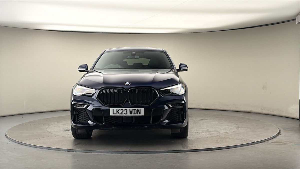 BMW X6 Image 3