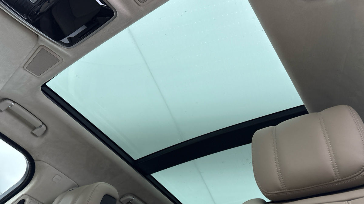 Land Rover Range Rover Image 6