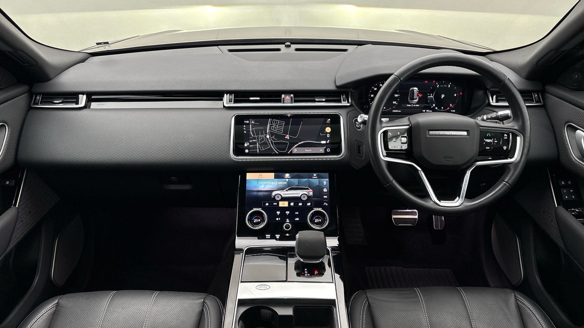 Land Rover Range Rover Velar Image 12