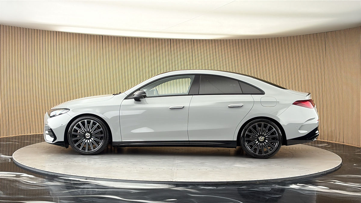 Mercedes-Benz CLA Image 15