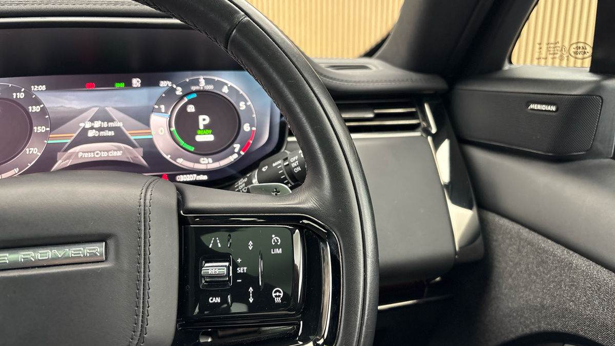 Land Rover Range Rover Sport Image 14