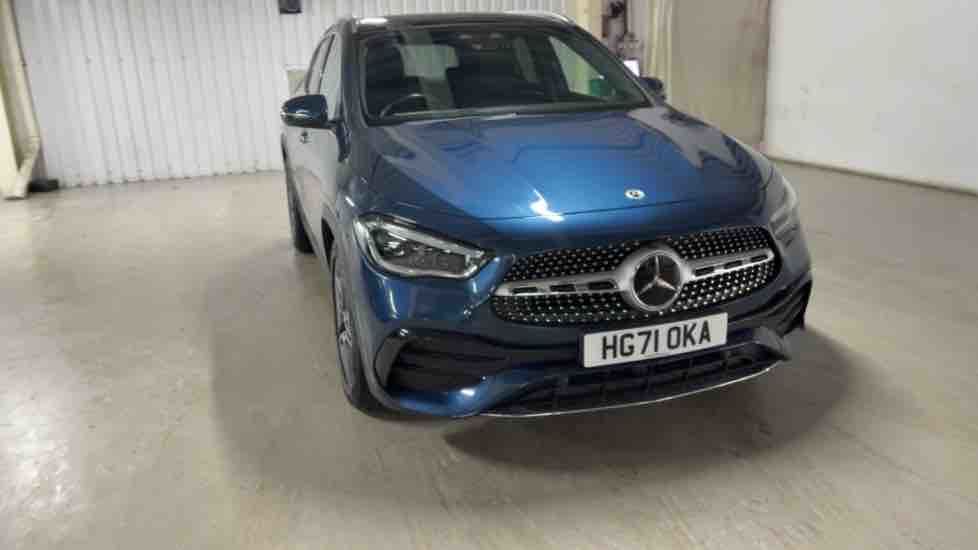 More views of Mercedes-Benz GLA