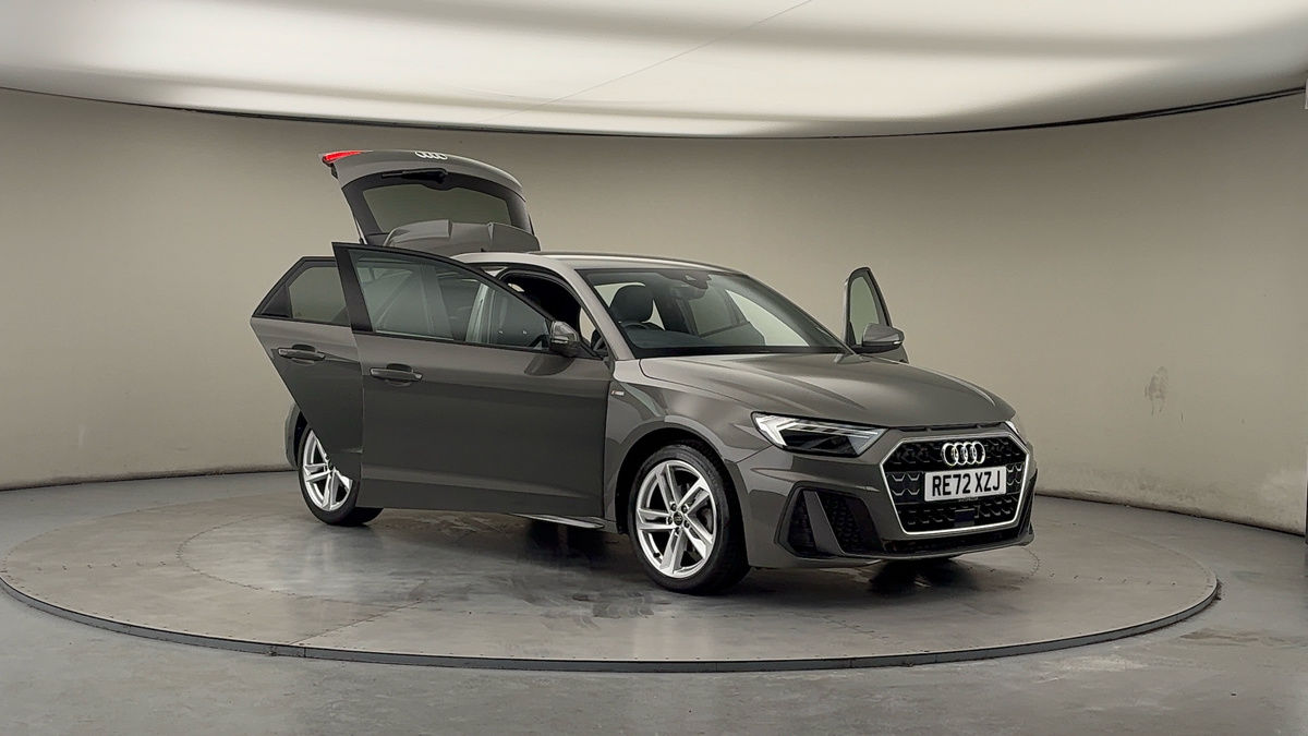 More views of Audi A1