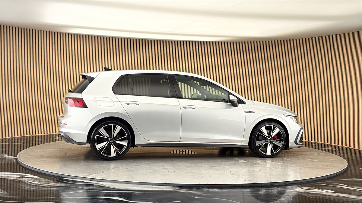 More views of Volkswagen Golf