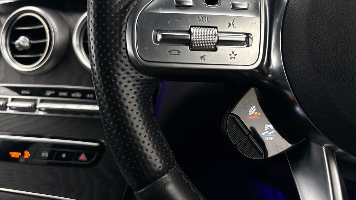 Mercedes-Benz GLC Image 26