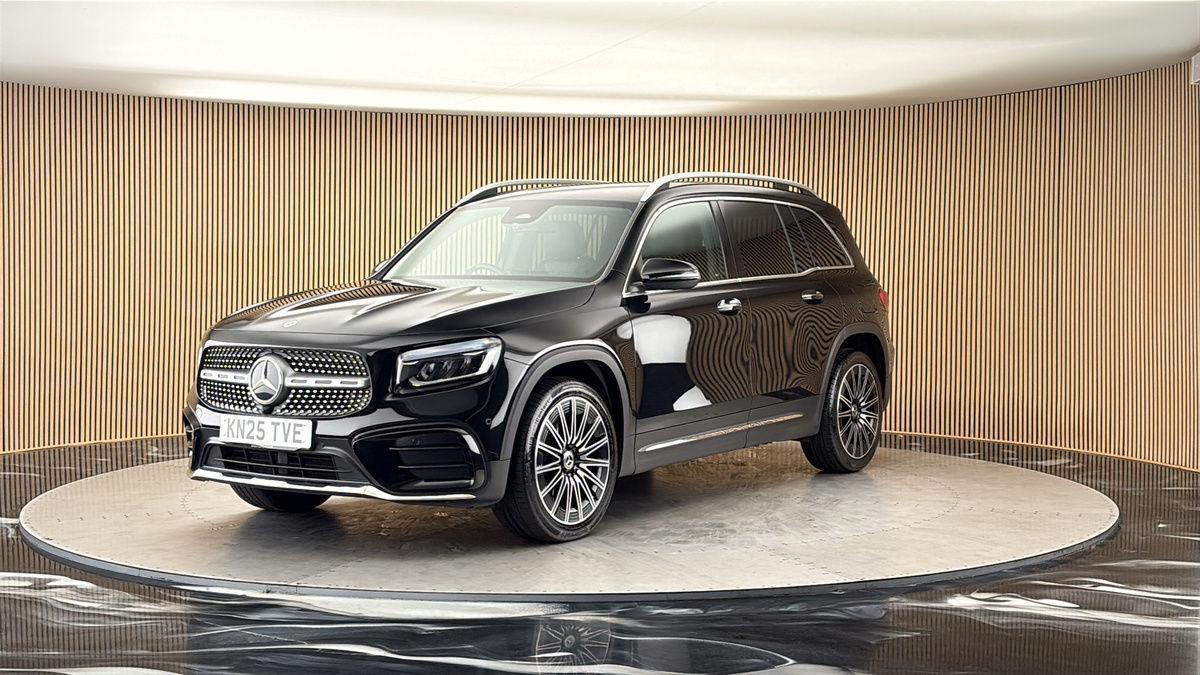 More views of Mercedes-Benz GLB