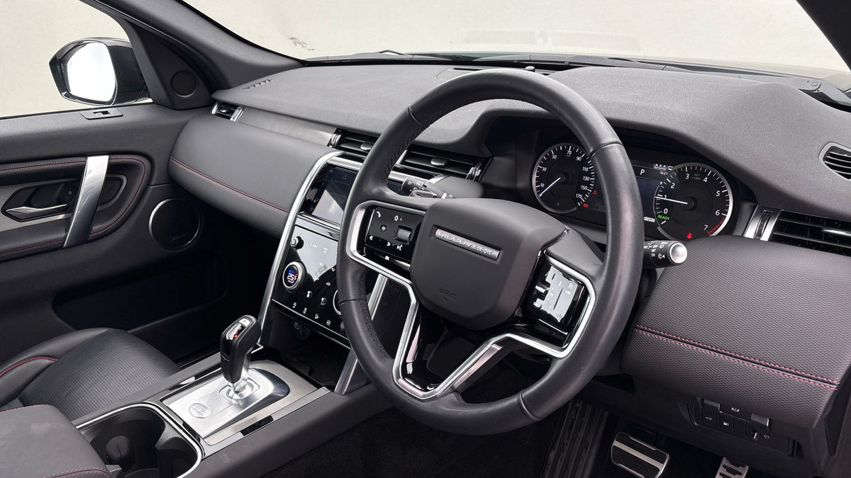 Land Rover Discovery Sport Image 5