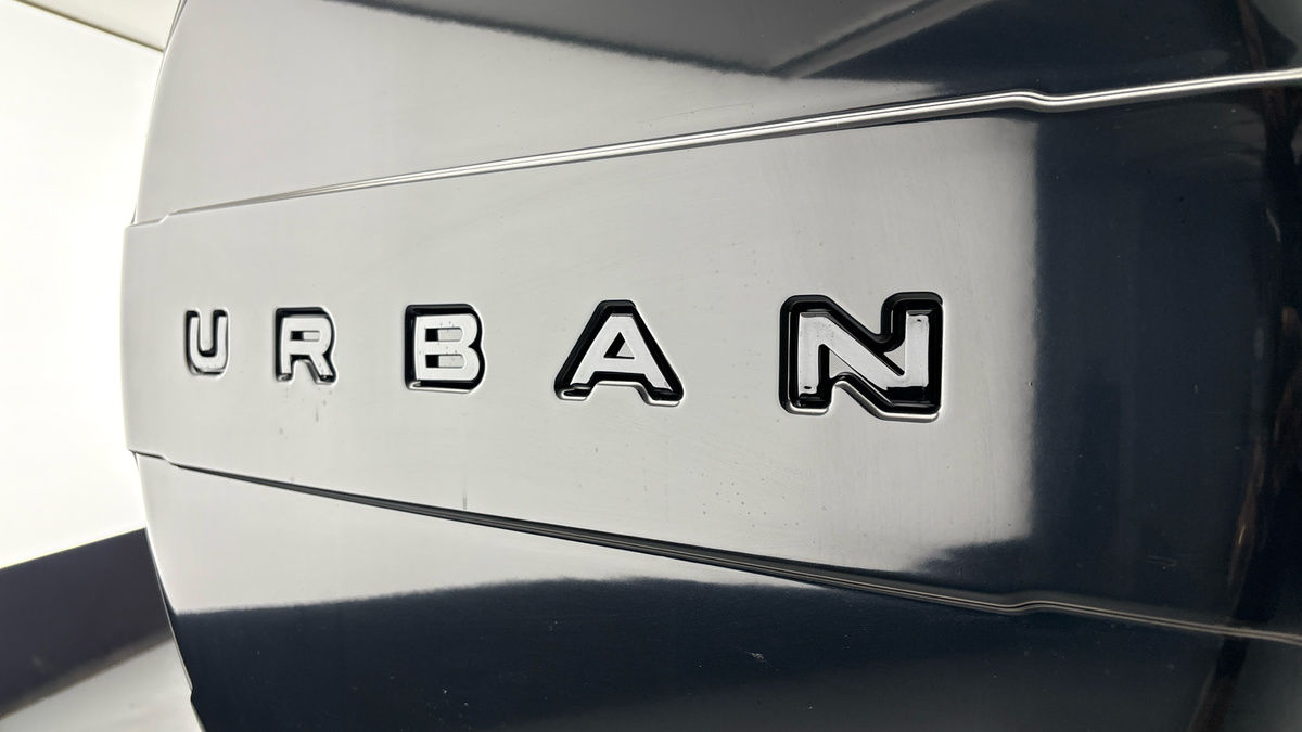 Land Rover Defender 110 Urban Image 29