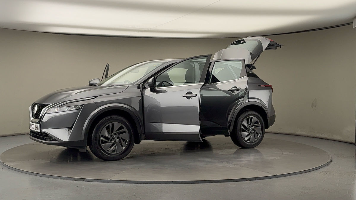 More views of Nissan Qashqai