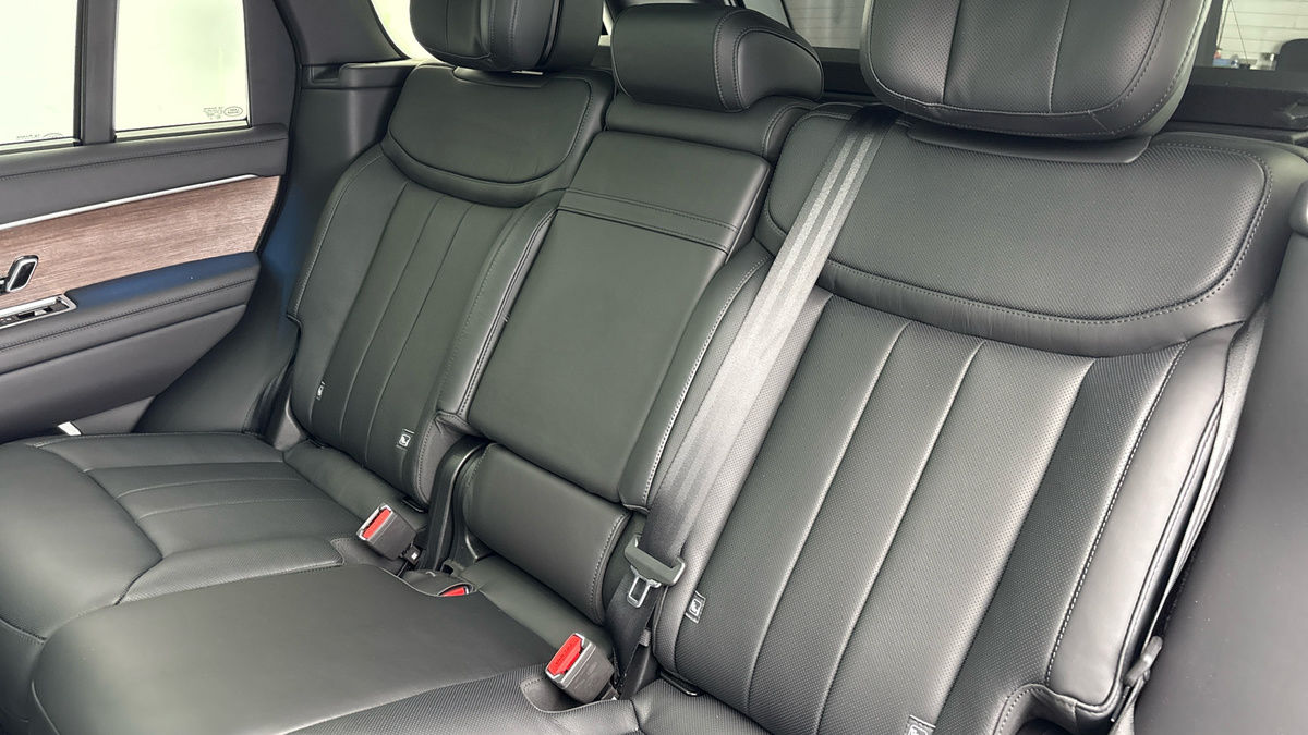 Land Rover Range Rover Image 8