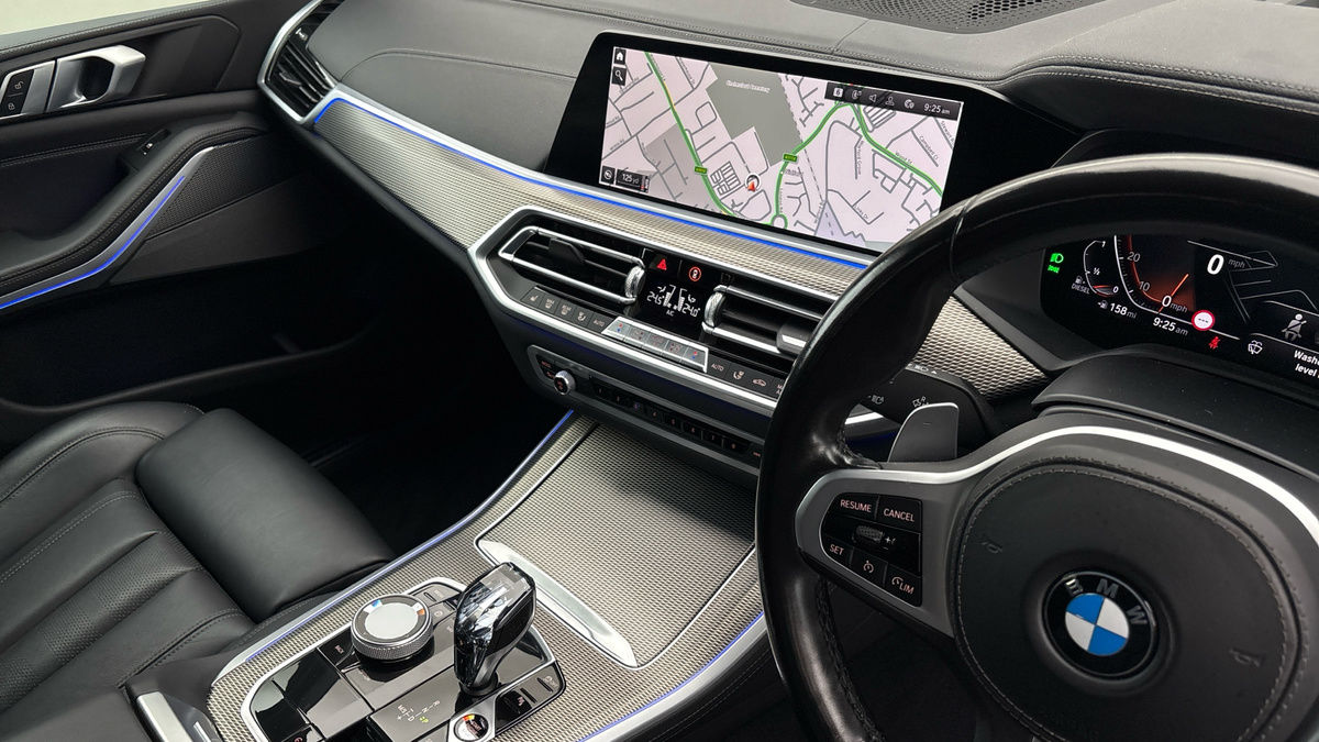 BMW X5 Image 18