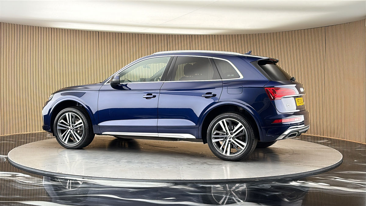 More views of Audi Q5
