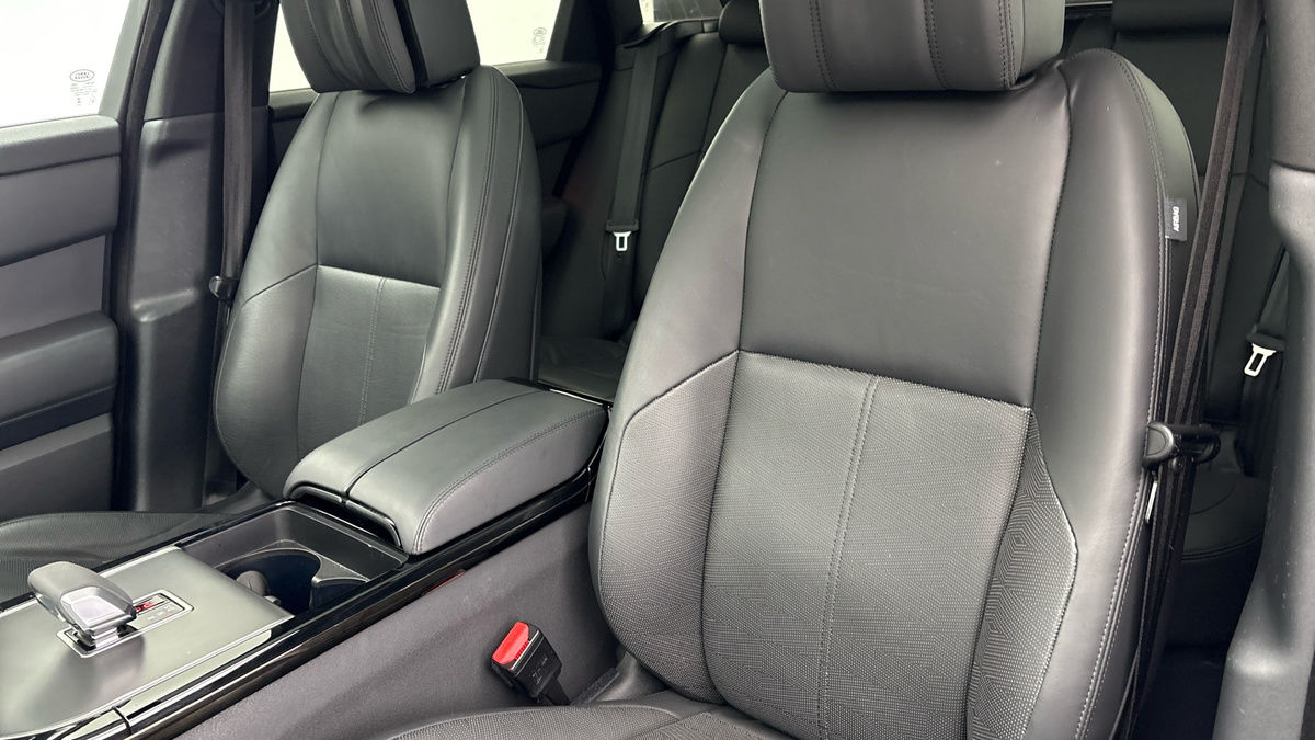 Land Rover Range Rover Velar Image 7