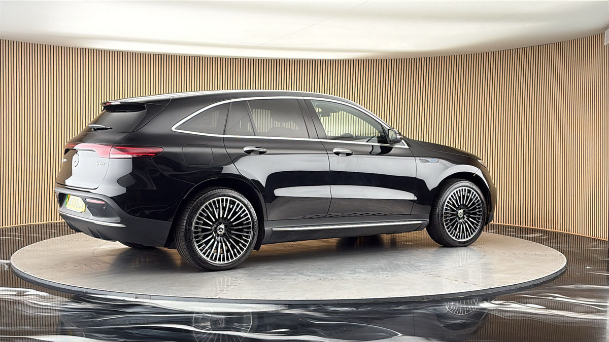 More views of Mercedes-Benz EQC
