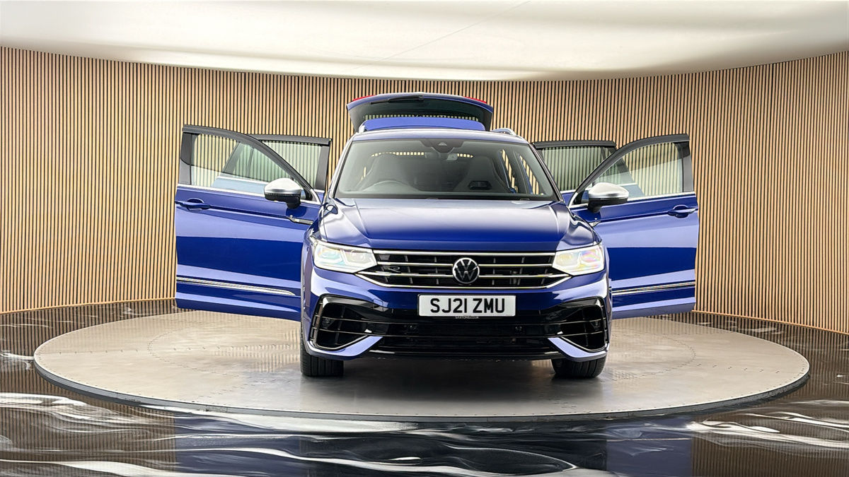 More views of Volkswagen Tiguan