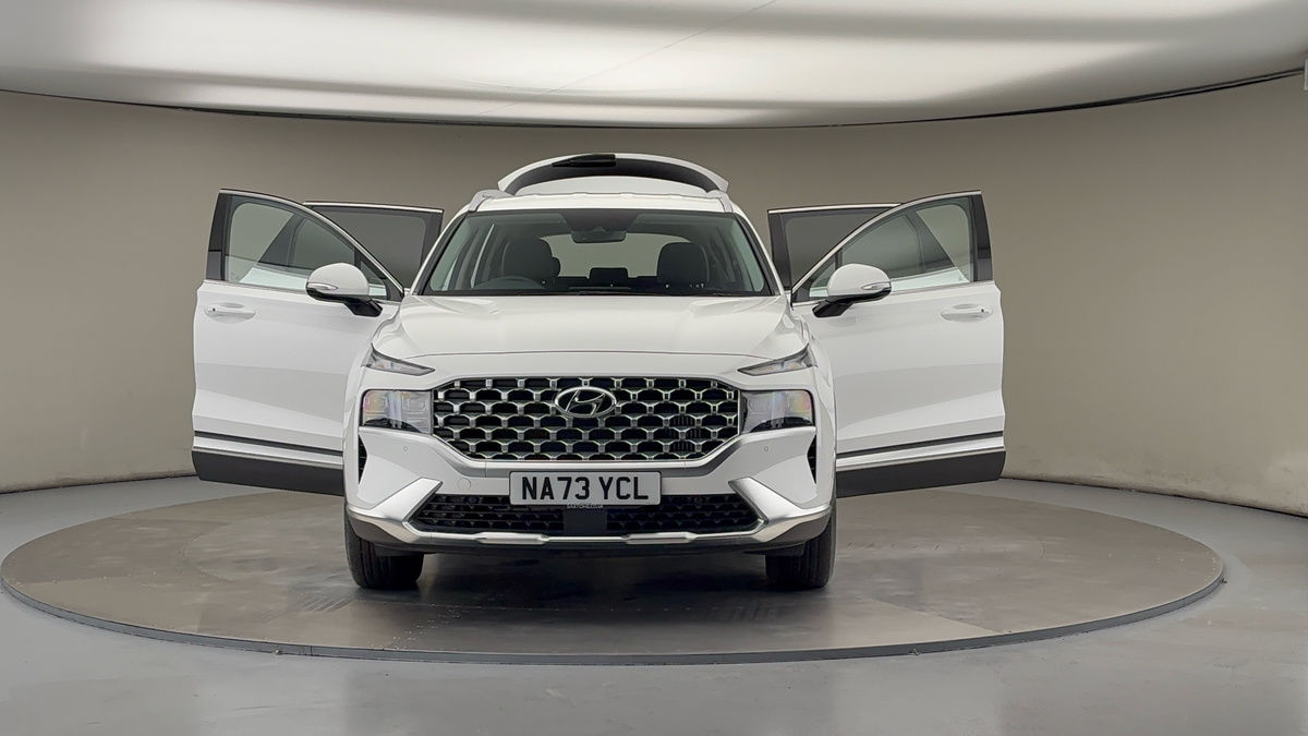 More views of Hyundai Santa Fe