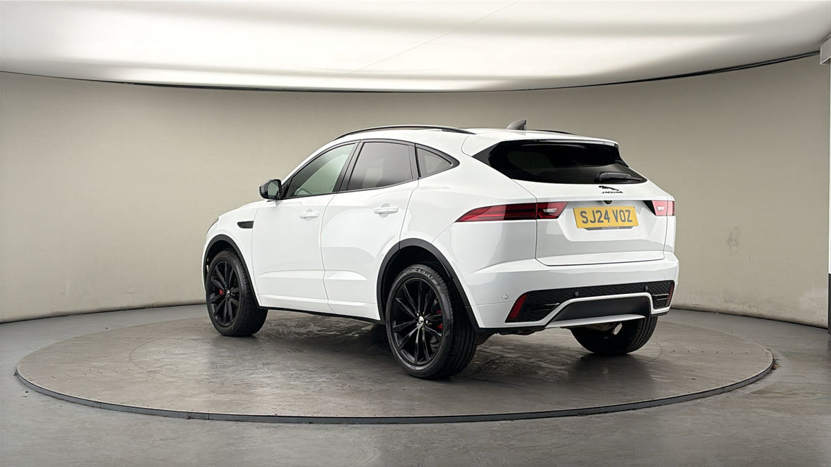 Jaguar E-PACE Image 2