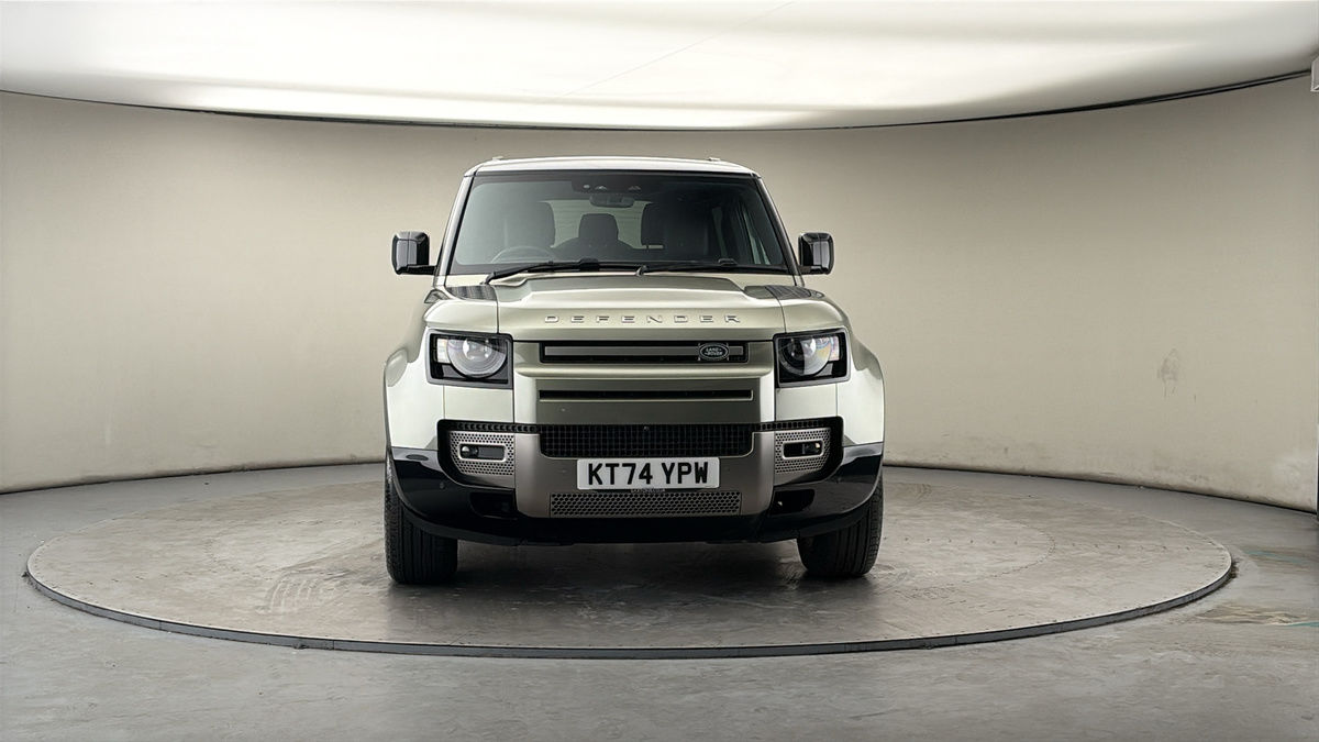 More views of Land Rover Defender 90