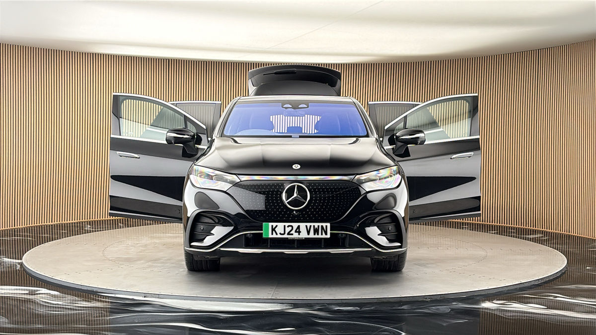 More views of Mercedes-Benz EQE
