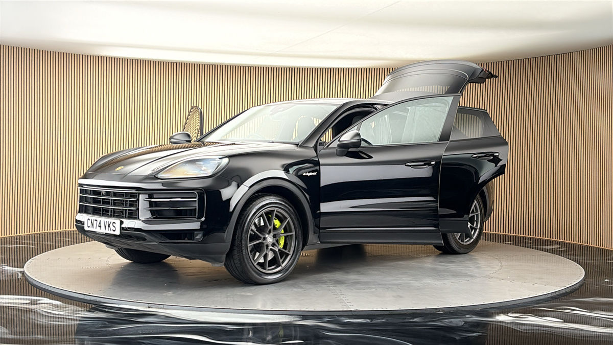 Porsche Cayenne Image 22